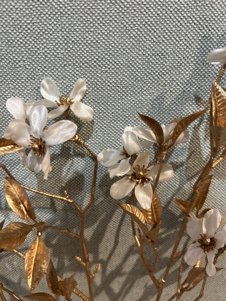 Blütenzweig gold