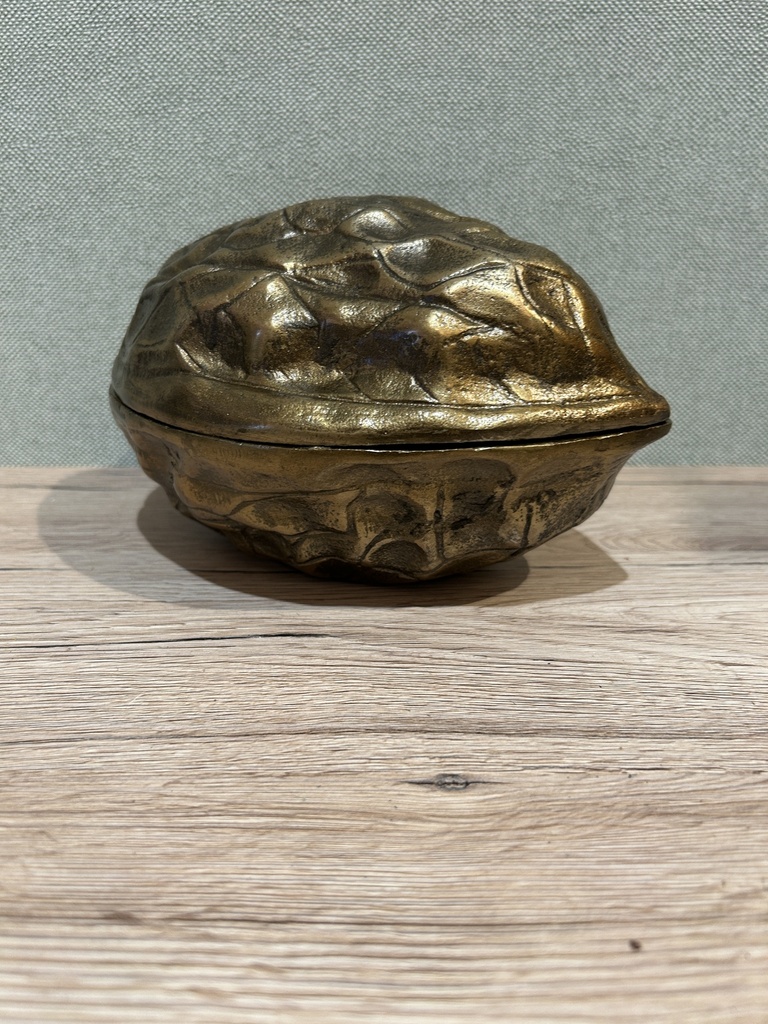 Walnussobjekt antik gold