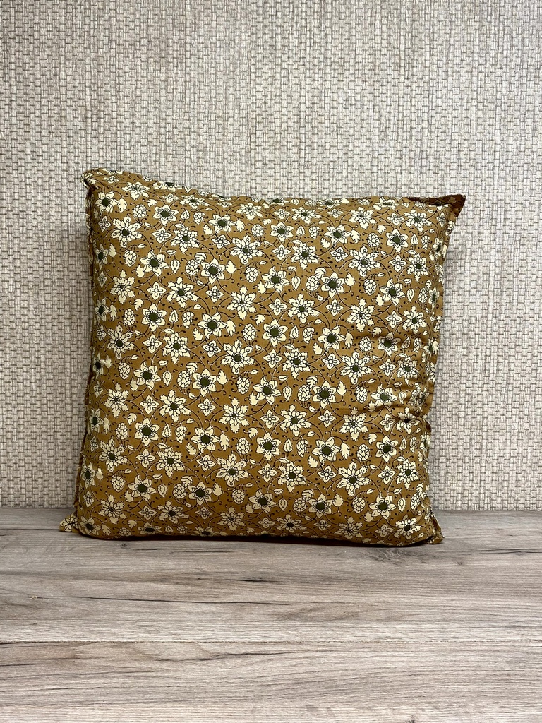 Kissen mit Füllung 50x50cm, senf geblümt