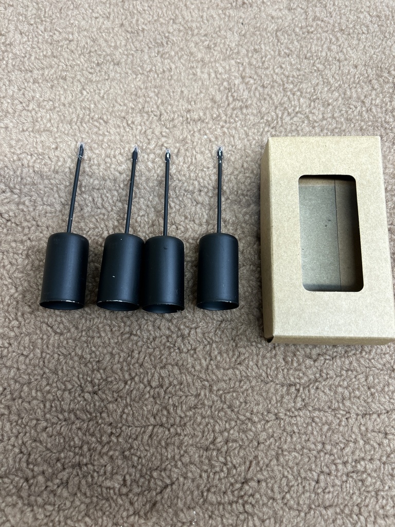 Kerzenstecker schwarz