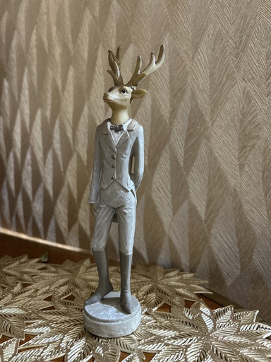 [P0001599] Hirschfigur "Mann im Anzug" klein