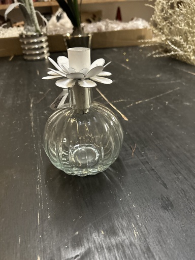 [P0003761] Kerzenhalter weiß Glas Blüte